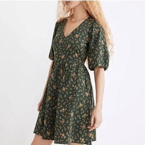 Poplin V-Neck Bubble-Sleeve Mini Dress in Fresh Sprigs Size 6